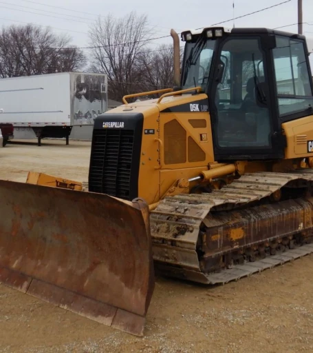 2011 Caterpillar D5K LGP dozer