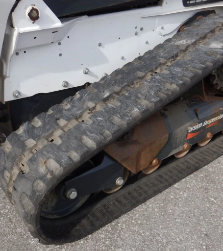 2019 Bobcat T870 tracked skid steer loader