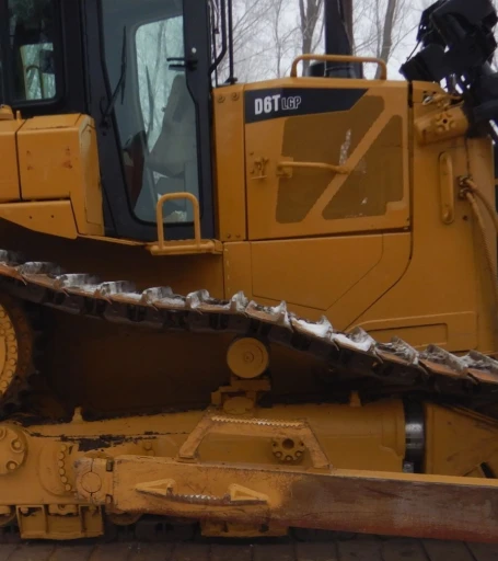 Caterpillar D6T LGP dozer