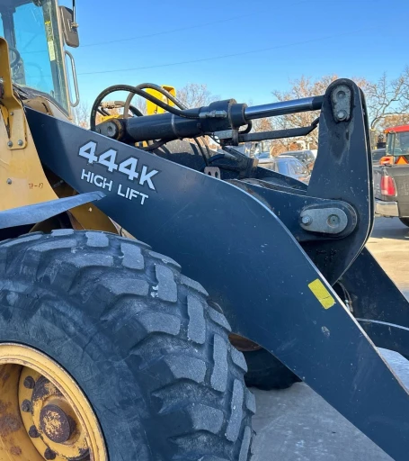 2013 John Deere 444K wheel loader