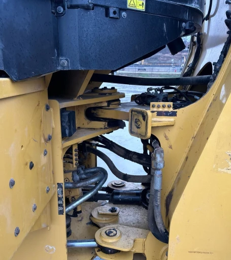 2015 Caterpillar 930M wheel loader
