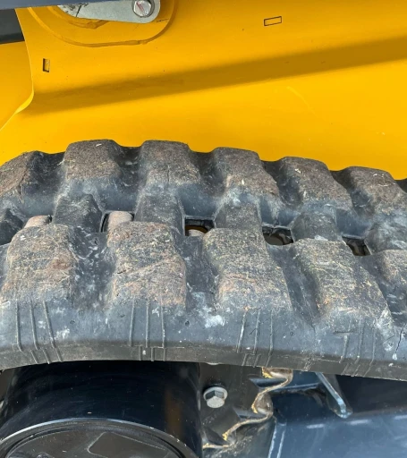 2019 John Deere 325G tracked skid steer loader