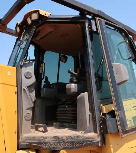 2014 Caterpillar D6K2 XL dozer