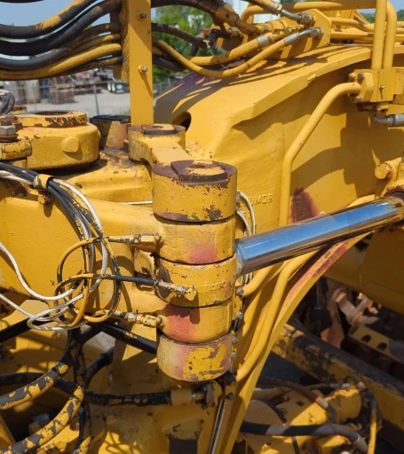 1995 Caterpillar 623F Elevating Scraper