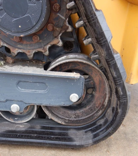 2021 John Deere 333G tracked skid steer loader