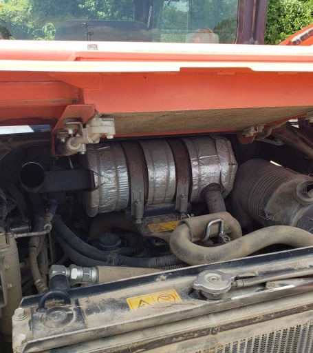 2013 Kubota SVL75 skid steer 2