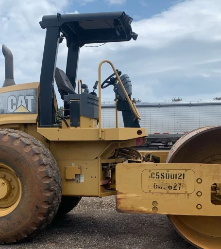2008 Caterpillar CS56 single drum vibratory roller
