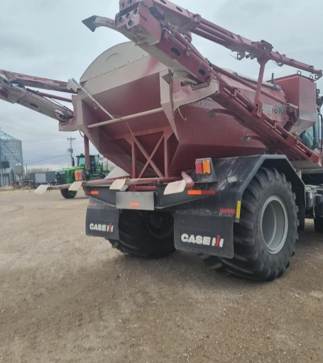 2014 Case IH Titan 4530 Dry Fertilizer Applicator