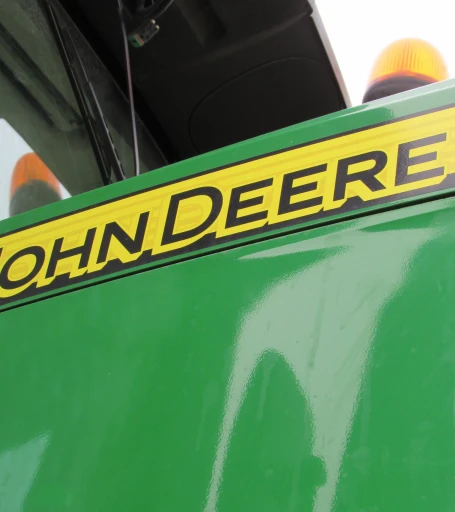 2014 John Deere R4038 self-propelled sprayer