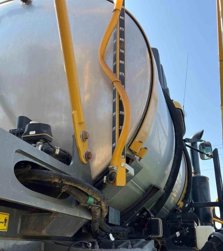 2019 RoGator RG1300C Self-Propelled Sprayer