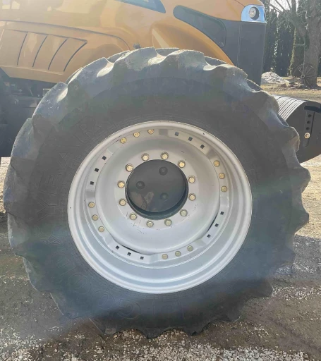 2013 Challenger MT665D MFWD Tractor