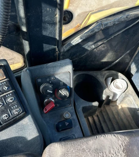 2006 John Deere 844J wheel loader