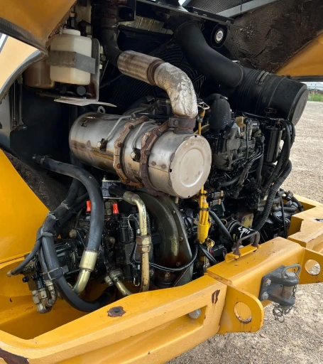 2016 John Deere 324K wheel loader