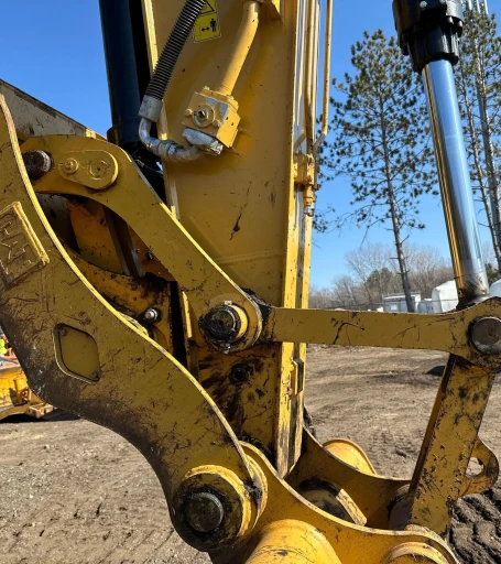 2015 Caterpillar 323FL excavator