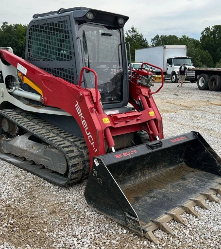 2020 Takeuchi TL12R2 tracked skid steer loader