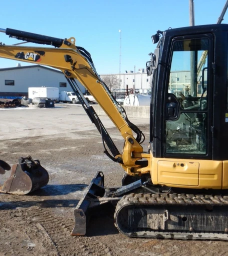 2016 Caterpillar 304E2 CR mini excavator