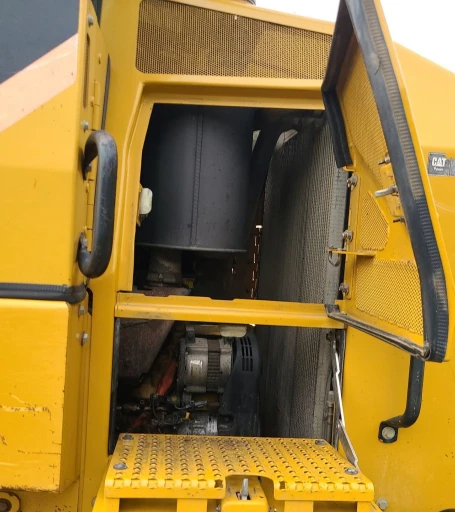 2008 Caterpillar 963D track loader