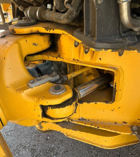 2011 Volvo A40F haul truck