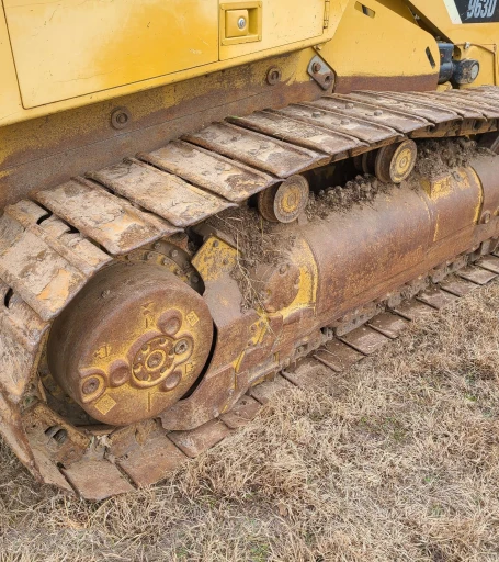 2010 Caterpillar 963D track loader