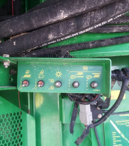 2008 John Deere 9770 STS RWA combine