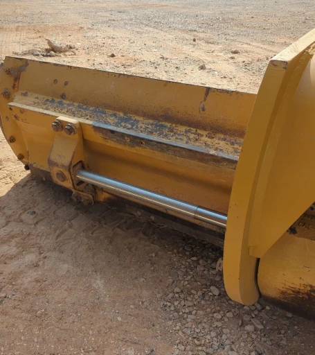 2013 Caterpillar 12M2 VHP Plus motor grader