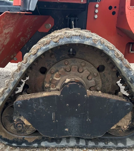 2013 Ditch Witch RT120 Quad trencher