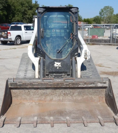 2020 Loader Bobcat T76 Skid Steer