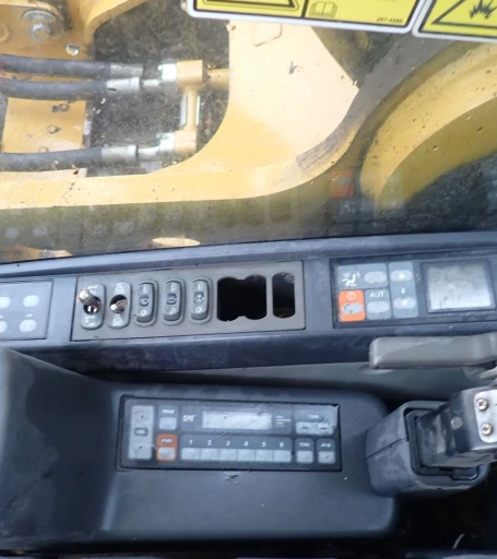 2011 Caterpillar 345D L excavator