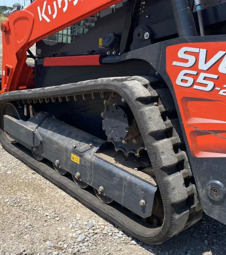 2021 Kubota SVL65-2  tracked skid steer loader