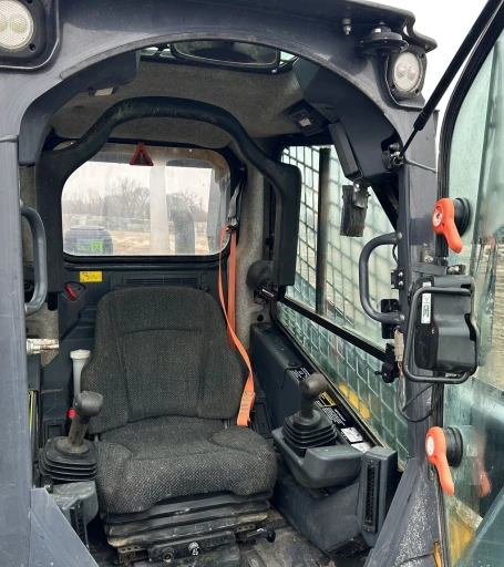 2019 John Deere 325G tracked skid steer loader