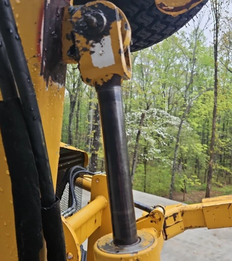 2014 Vermeer RTX1250 cable plow