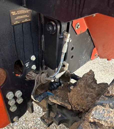 2013 Ditch Witch RT120 Quad trencher