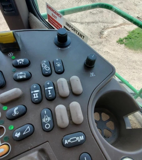 2015 John Deere 7980 Self-Propelled Forage Harvester