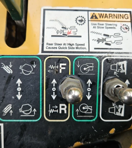 2014 Vermeer RTX1250 cable plow