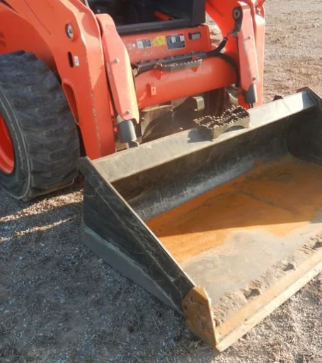 2017 Kubota SSV75 skid steer loader