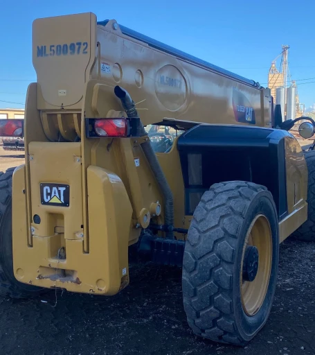 2017 Caterpillar TL1055D telehandler