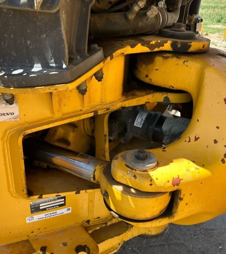 2011 Volvo A40F haul truck