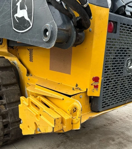 2021 John Deere 325g tracked skidsteer