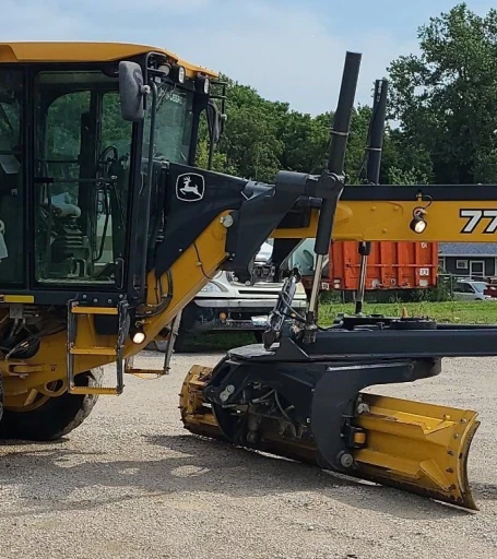 2016 John Deere 770G motor grader