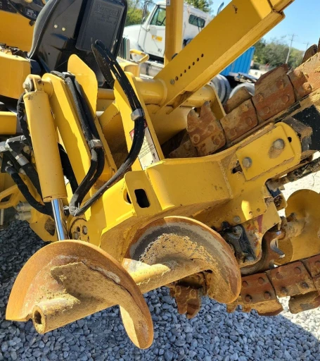 2017 Vermeer RTX750 trencher