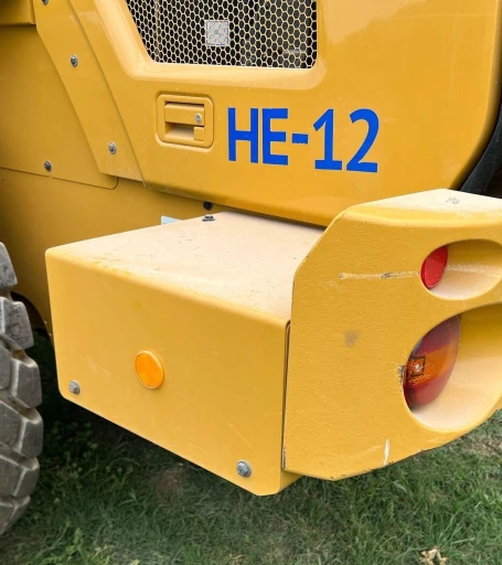 2020 Caterpillar 926M wheel loader