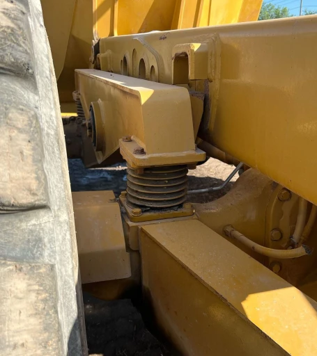 2002 Caterpillar 730 haul truck