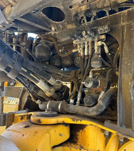 2011 Volvo A40F haul truck