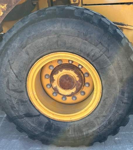 2013 John Deere 444K wheel loader