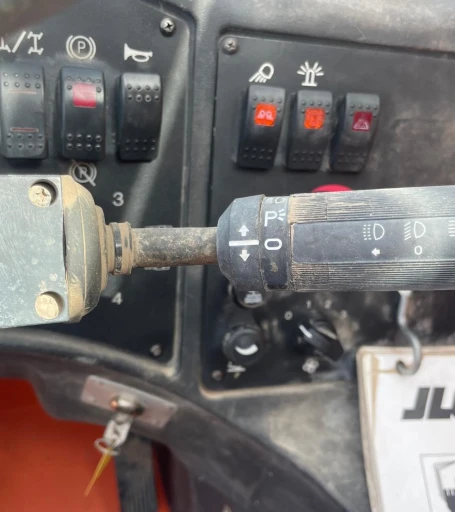 2013 JLG G1055A 4x4x4