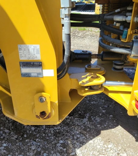 2016 Caterpillar 926M wheel loader