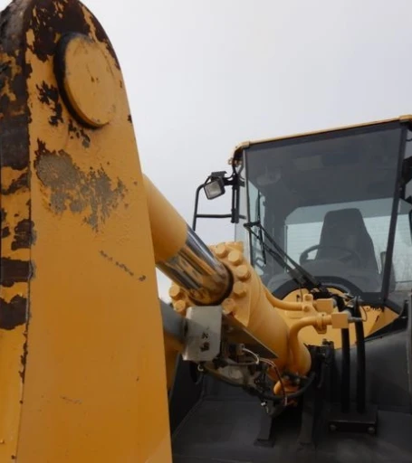 2014 Komatsu WA320-7 wheel loader