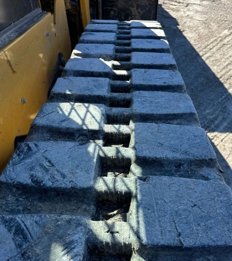 2022 Caterpillar 299D3XE tracked skid steer loader