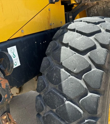 2014 Komatsu WA270-7 wheel loader