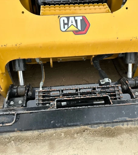 2022 Caterpillar 289D3 tracked skid steer loader